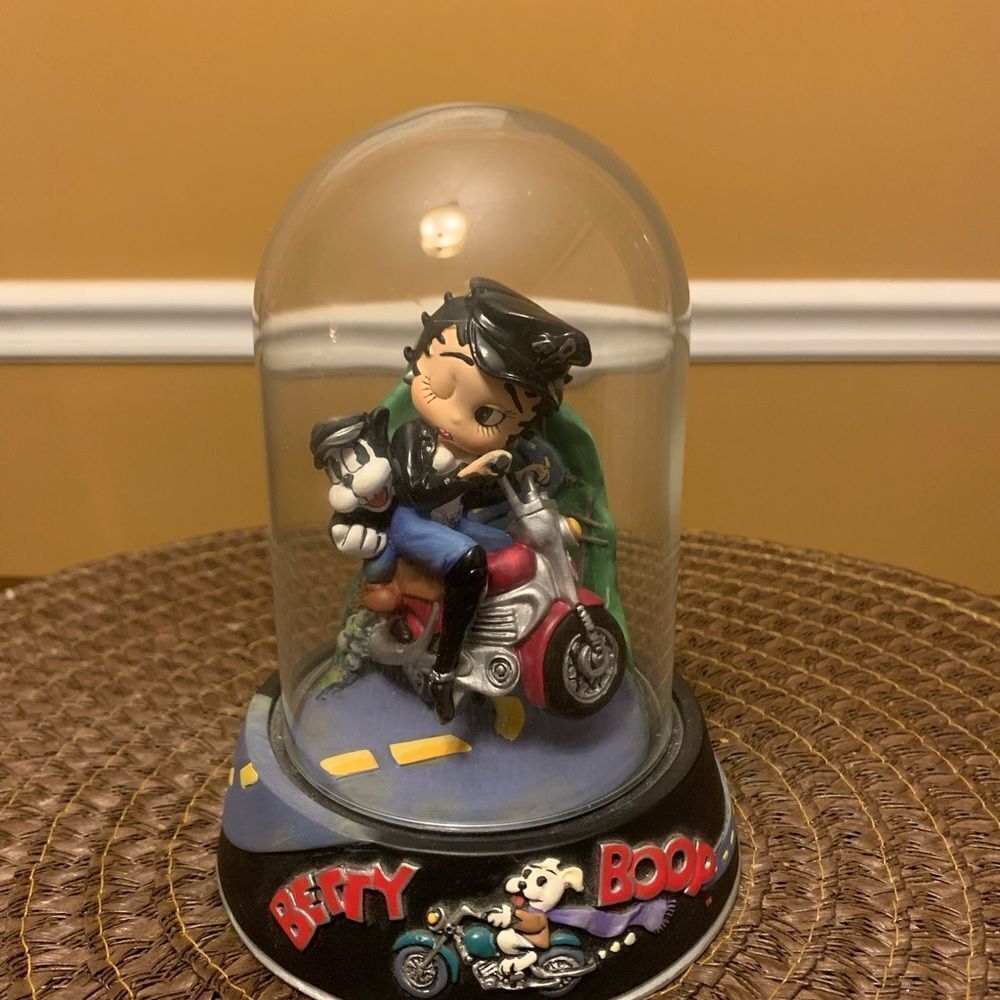 Rare Vintage Limited Edition Betty Boop Figurine “Born To Be Boop”